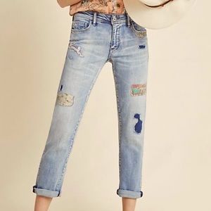 Pilcro Slim Boyfriend Patch Jeans 26